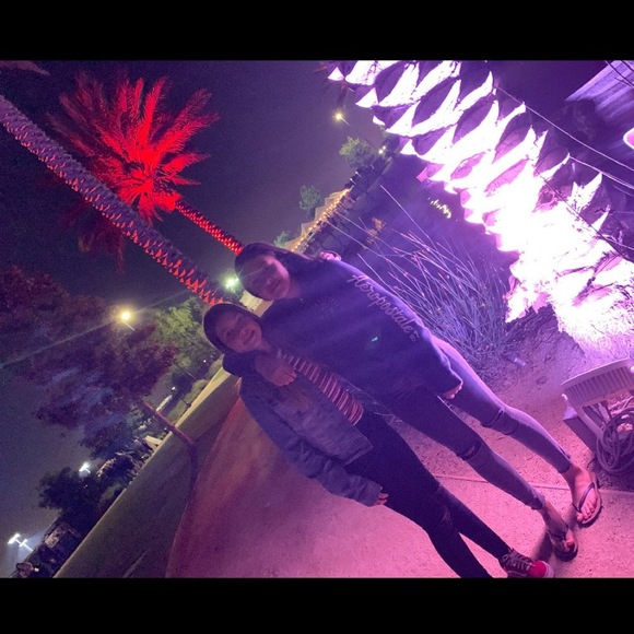 Meet your Posher, April n joselyn - Picture 1 of 1